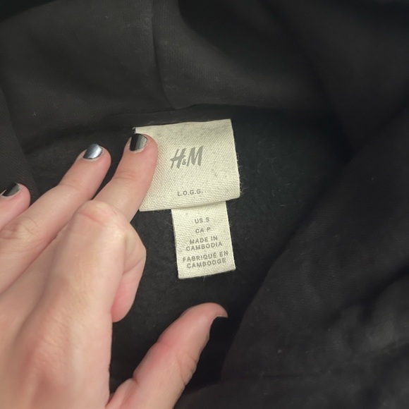 Black H&M NASA hoodie - Picture 4 of 5